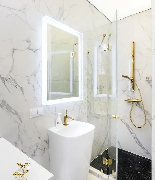 Golden Fish - New Apartment - Old Town-1